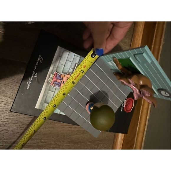 STRANGER THINGS Eleven vs Demogorgon Diorama Loot Crate Exclusive NYCC 2017 - Picture 11 of 12